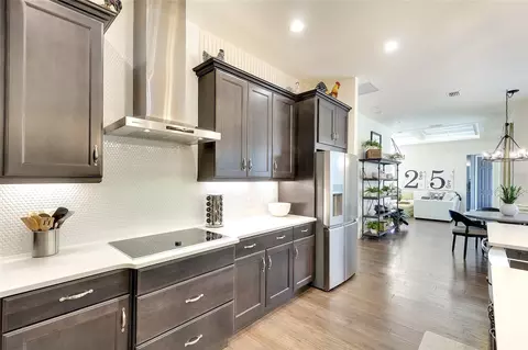 Kitchen - 15915 42nd Gln E, Parrish, FL 34219 photo 2 of 4