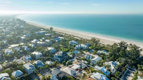 108 Maple Ave, Anna Maria, FL 34216