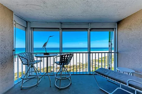 5200 Gulf Dr #302, Holmes Beach, FL 34217