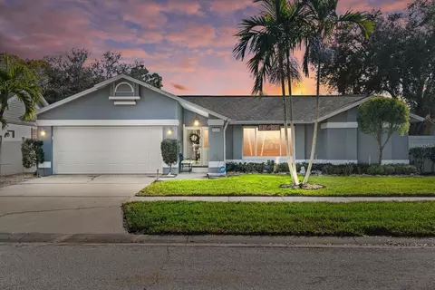 9320 126th Ave, Largo, FL 33773