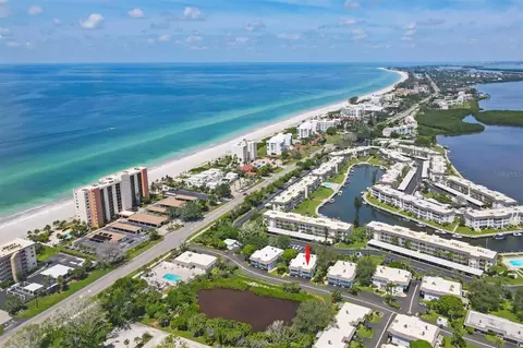 527 Sutton Pl, Longboat Key, FL 34228