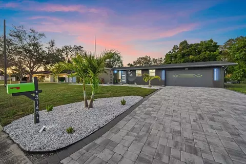 3149 Homasassa Rd, Sarasota, FL 34239