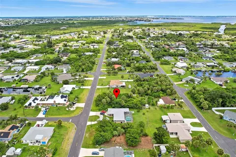 18645 Lake Worth Blvd, Port Charlotte, FL 33948