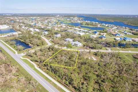 10121 Creekside Dr, Placida, FL 33946