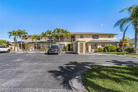 3831 SE 11th Pl #101, Cape Coral, FL 33904