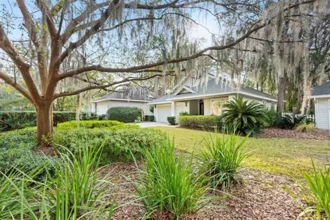 9821 SW 34th Rd, Gainesville, FL 32608