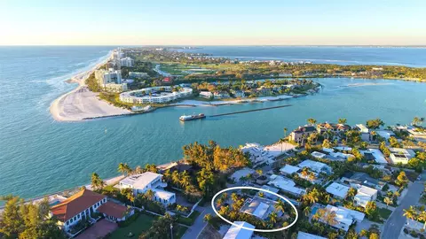 1168 Westway Dr, Sarasota, FL 34236