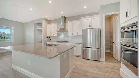 Kitchen - 10103 Hammock Brook Dr, Parrish, FL 34219 photo 1 of 5