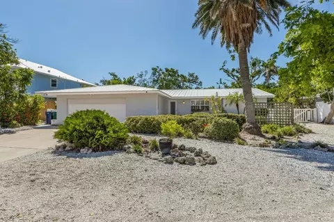 413 Poinsettia Rd, Anna Maria, FL 34216