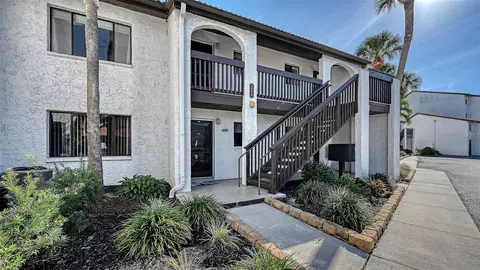 1648 Stickney Point Rd #1648-202, Sarasota, FL 34231