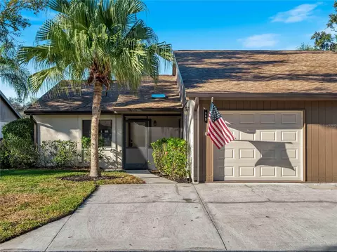 365 Oak Hill Way #32, Sarasota, FL 34232