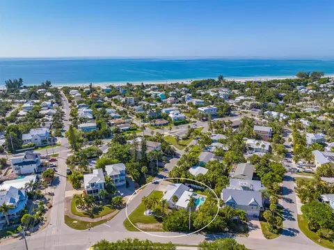 View/Area - 414 79th St, Holmes Beach, FL 34217 photo 1 of 3