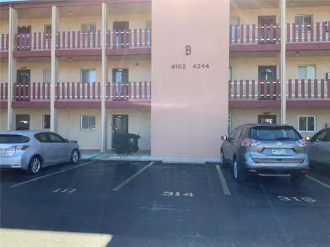 4216 Heron Way #B- 310, Bradenton, FL 34205