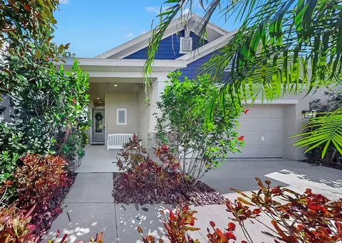 7206 Paradiso Dr, Apollo Beach, FL 33572