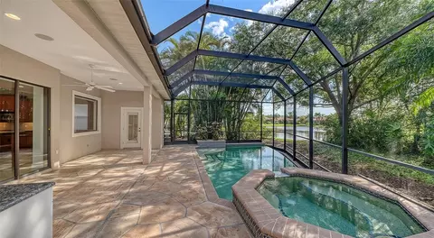 Exterior - 13911 Siena Loop, Lakewood Ranch, FL 34202 photo 8 of 15