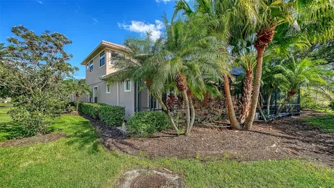 Exterior - 13911 Siena Loop, Lakewood Ranch, FL 34202 photo 11 of 15