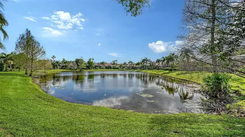 View/Area - 13911 Siena Loop, Lakewood Ranch, FL 34202 photo 2 of 14