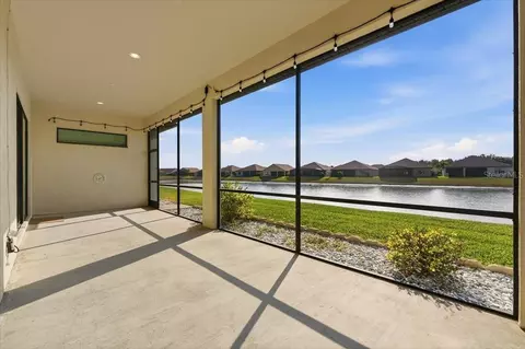 Exterior - 6308 Pinehurst Loop, Winter Haven, FL 33884 photo 6 of 7