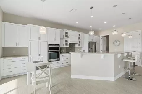 Kitchen - 6308 Pinehurst Loop, Winter Haven, FL 33884 photo 5 of 5