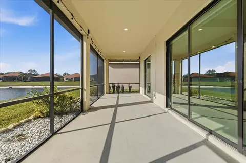 Exterior - 6308 Pinehurst Loop, Winter Haven, FL 33884 photo 7 of 7