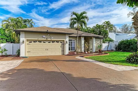 411 75th St NW, Bradenton, FL 34209
