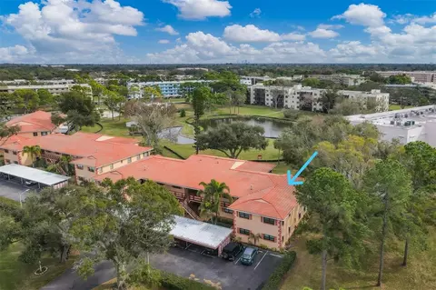 8162 Terrace Garden Dr N #204, Saint Petersburg, FL 33709