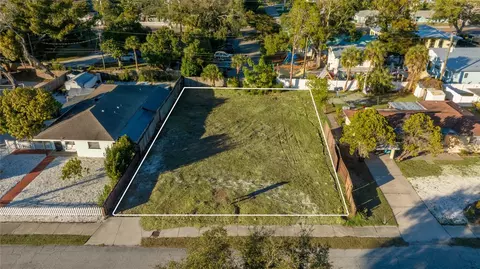 2119 Bougainvillea St, Sarasota, FL 34239