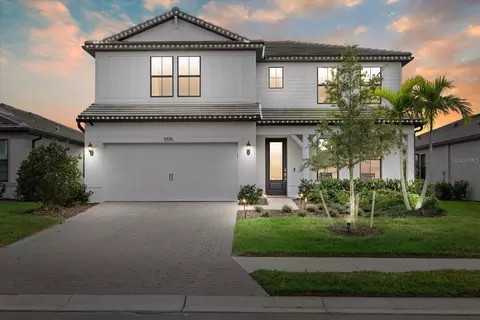 5576 Silverside Pine Ct, Lakewood Ranch, FL 34211