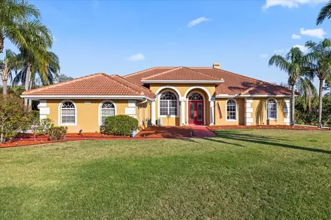 6107 Glen Abbey Ln, Bradenton, FL 34202