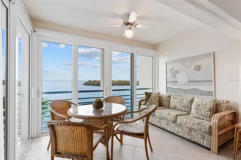 4310 Falmouth Dr #304, Longboat Key, FL 34228