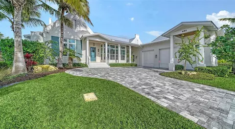 681 Old Compass Rd, Longboat Key, FL 34228