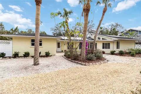 5107 Saint Albans Ave, Sarasota, FL 34242