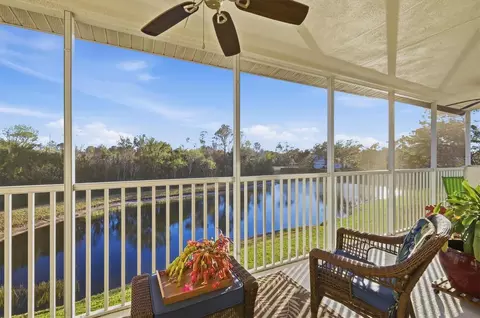 7518 Marsh Orchid Cir #9-202, Bradenton, FL 34203