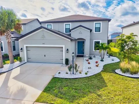9312 Tequila Sunrise Dr, Sarasota, FL 34241