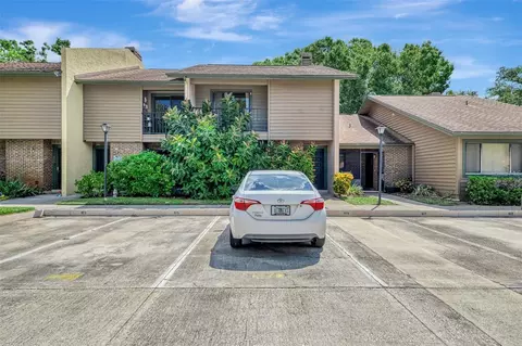 975 Sunridge Dr #112, Sarasota, FL 34234