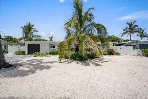 306 66th St, Holmes Beach, FL 34217