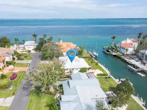 548 Ketch Ln, Longboat Key, FL 34228