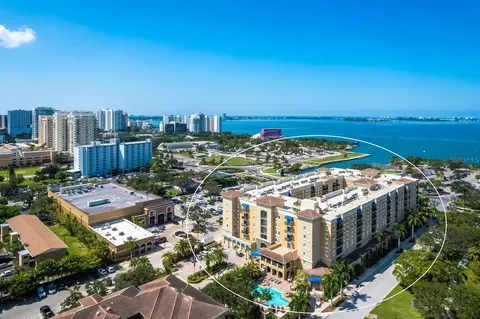 1064 N Tamiami Trl #1206, Sarasota, FL 34236