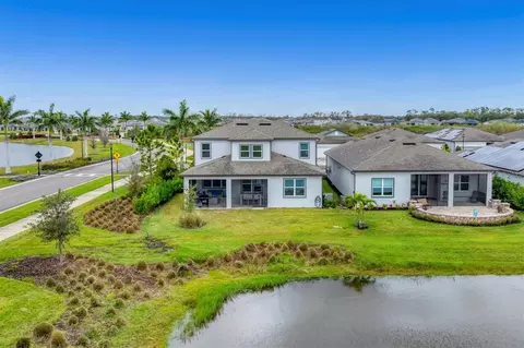 Exterior - 8705 Coastal Key Way, Parrish, FL 34219 photo 5 of 9