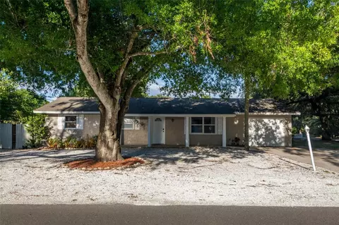 95 S Briggs Ave, Sarasota, FL 34237