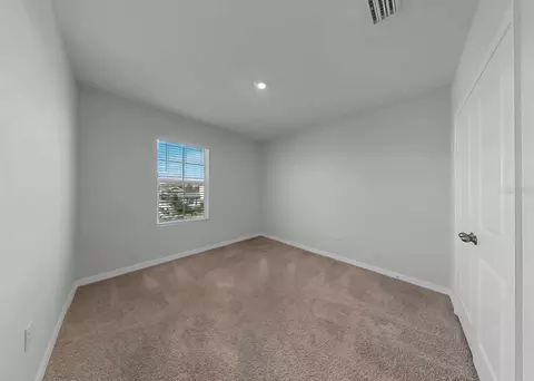 Bedroom - 16454 Woodside Gln, Parrish, FL 34219 photo 5 of 5