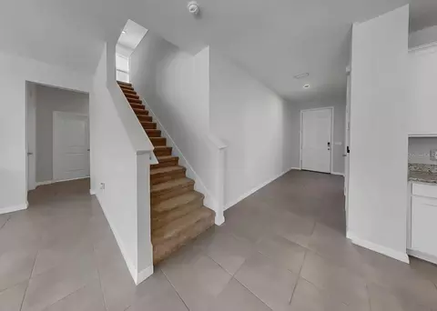 Entry Way - 16454 Woodside Gln, Parrish, FL 34219 photo 6 of 6