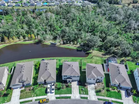 View/Area - 16454 Woodside Gln, Parrish, FL 34219 photo 5 of 15