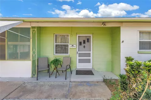 2303 Georgetown Rd, Bradenton, FL 34207