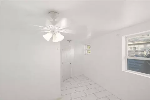 Bedroom - 1906 2nd Ave E, Bradenton, FL 34208 photo 1 of 6