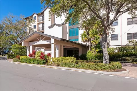 5408 Eagles Point Cir #302, Sarasota, FL 34231