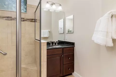 Bath - 12729 Del Corso Loop, Bradenton, FL 34211 photo 3 of 4