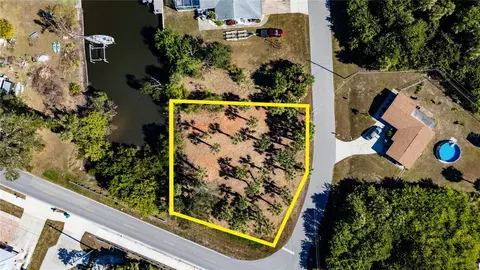 3512 Port Charlotte Blvd, Port Charlotte, FL 33952