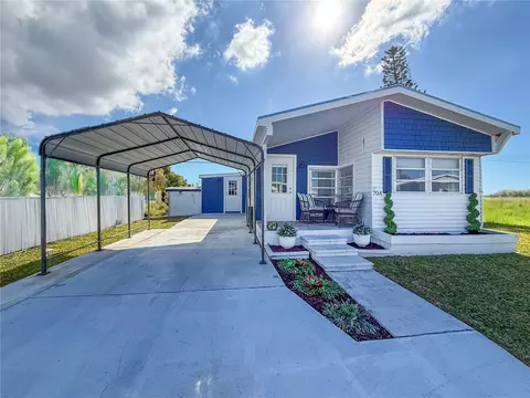 704 49th Avenue Ter W, Bradenton, FL 34207