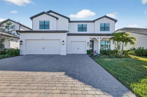 5470 Silverside Pine Ct, Lakewood Ranch, FL 34211